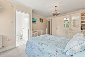 LAKESIDE LODGE- click for photo gallery